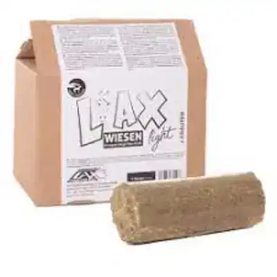 LAX LIGHT MET HOOI/STRO/KRUIDEN KNABBELBLOK VOOR PAARDEN