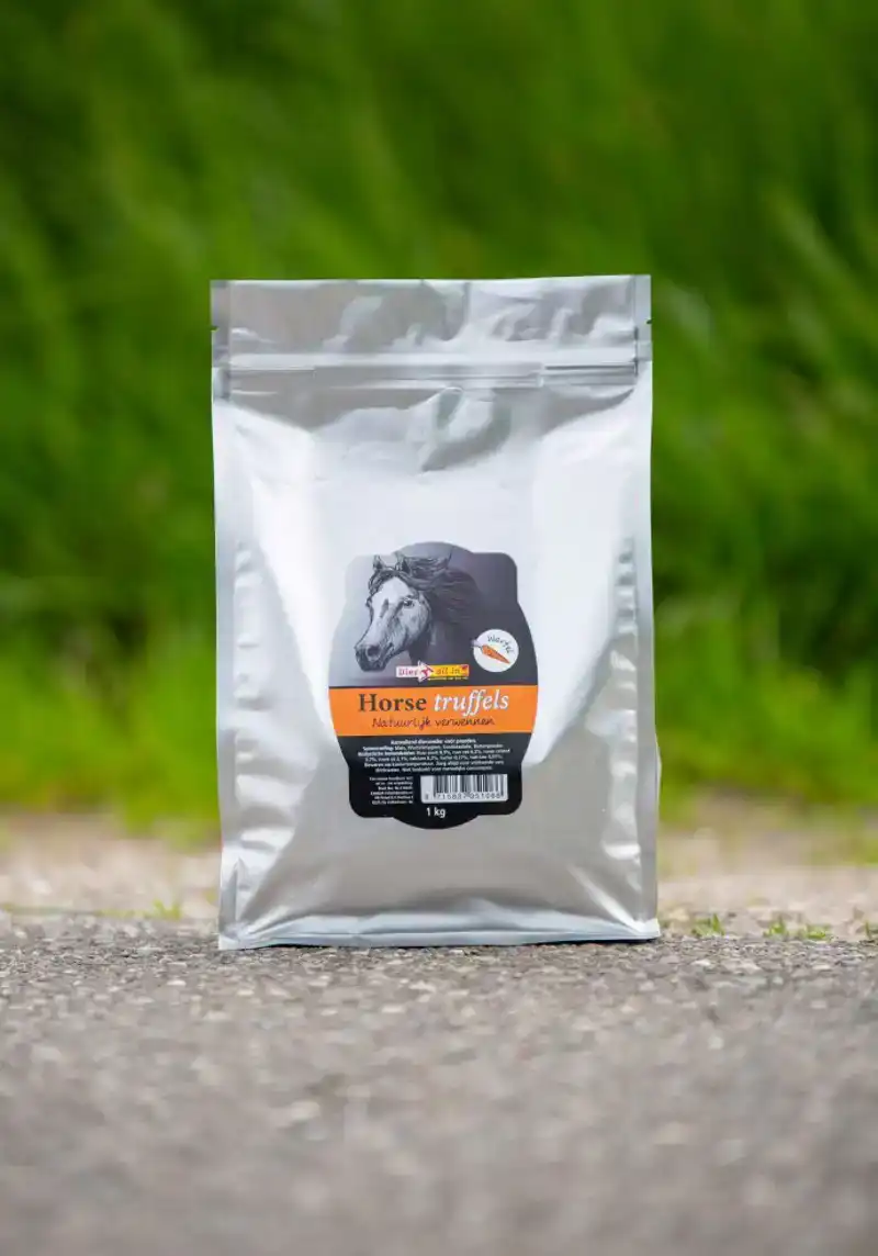 DIER ALL IN HORSE TRUFFELS WORTEL 1KG