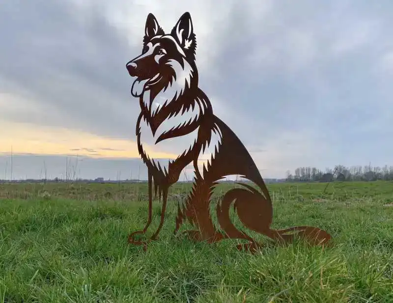 METALEN HERDERSHOND LEVENSECHT